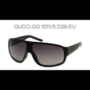 Men’s black Gucci Glasses
